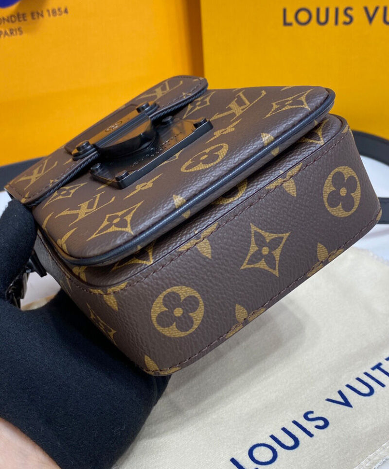 Louis Vuitton S-Lock Vertical Wearable Wallet M81522 Brown